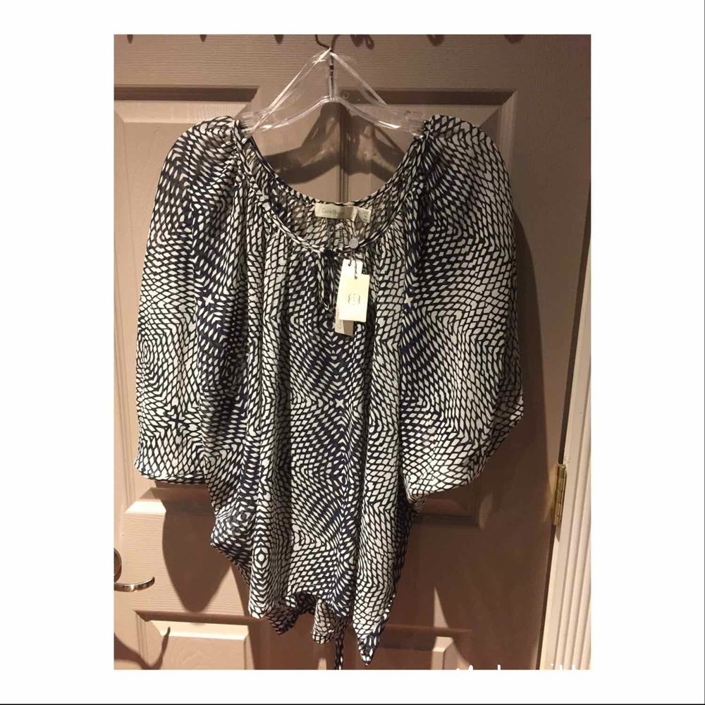 Costa Blanca Dolman Sleeve with Tie Back